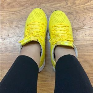 Meet your Posher, Edith